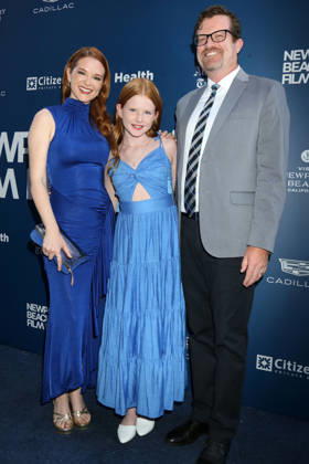 October 17, 2026, Newport Beach, Ca, USA: LOS ANGELES - OCT 17: Sarah Drew, Hannah Mali Rose Lanfer, Peter Lanfer at the Newport Beach Film Festival Spotlight Award to KJ Apa and Jimmy Screening at the Lido Theater on October 17, 2026 in Newport Beach, CA Newport Beach USA  - ZUMAnc22 20261017_zaa_nc22_026 Copyright: xKathyxHutchinsx