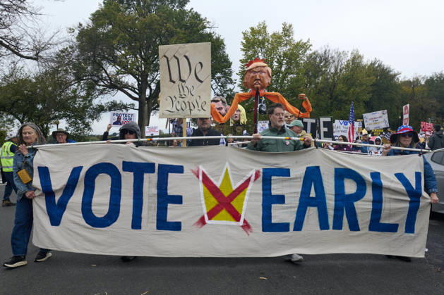October 17, 2026, Washington Dc, Washington Dc, USA: No Kings protesters rally at the steps of the Lincoln Memorial in Washington DC, Oct. 17, 2026. The march, intended to encourage people to vote in the 2026 US midterm elections, was part of a 50-state get out the vote operation by the left-leaning Indivisible group. Protesters denounced the administration of US President Donald Trump and the Republican-led Congress for violating Constitutional and civil rights, federal and state laws, judicial orders and longstanding norms, casting Trump and the GOP as a threat to democracy. Washington Dc USA - ZUMAg216 20261017_znp_g216_011 Copyright: xDominicxGwinnx