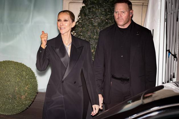 CÉLINE DION RETURNS TO HER HOTEL PHOTOPQR LE PARISIEN LP Fred Dugit Paris, October 17, 2026 Culture, Paris 8th arrondissement, October 17, 2026 Céline Dion returns to the Royal Monceau following her final Parisian show She has just concluded a sixteen-date concert residency at La Plénitude in Nanterre LP Fred Dugit Paris 8th arrondissement, October 17, 2026 Céline Dion returns to the Royal Monceau following her final Parisian show. She has just concluded a sixteen-date concert residency at La Plénitude in Nanterre. Local Caption Céline Dion Paris 75 France  Copyright: xPHOTOPQR LExPARISIEN MAXPPPxLPx xFredxDugitx 20261018LPA0201 20261018LPA0201