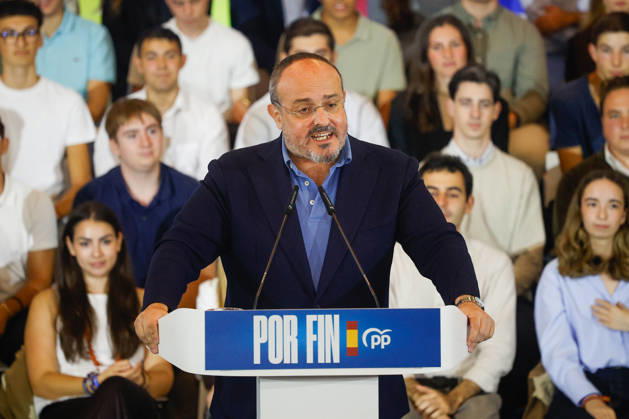 Feijóo Participates in a PP Pre-Campaign Event in Barcelona The president of the PP in Catalonia, Alejandro Fernández, during a PP pre-campaign event at the Palau de Congressos de Catalunya on October 18, 2026, in Barcelona, Catalonia, Spain Feijóo is stepping up his presence in Catalonia with this major event in Barcelona and the announcement that Xavier García Albiol will head the party’s ticket for the general election on November 29. OCTOBER 18, 2026 Kike Rincó Barcelona, Catalonia Barcelona, Catalonia, Spain  Copyright: xKikexRinconx 7853094