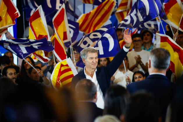 Feijóo Participates in a PP Pre-Campaign Event in Barcelona The president of the Popular Party, Alberto Núnez Feijóo, during a PP pre-campaign event at the Palau de Congressos de Catalunya on October 18, 2026, in Barcelona, Catalonia, Spain. Feijóo is stepping up his presence in Catalonia with this major event in Barcelona and the announcement that Xavier García Albiol has been recruited as the party’s lead candidate for the general election on November 29. OCTOBER 18, 2026. Kike Rincó. Barcelona, Catalonia. Barcelona, Catalonia, Spain.  Copyright: xKikexRinconx 7853084
