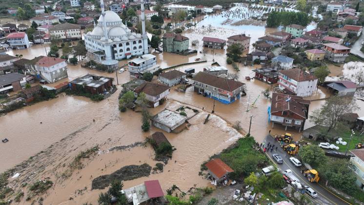 Overflowing stream floods neighborhood in northwestern Turkiye SAKARYA, TURKIYE - OCTOBER 18: An aerial view of flooded houses and streets in the Daricayiri neighborhood of Karasu district in Sakarya, northwestern Turkiye, on October 18, 2026. Heavy rainfall throughout the night causes a stream to overflow, inundating parts of the neighborhood. Ibrahim Yozoglu Anadolu Sakarya Turkey. Editorial use only. Please get in touch for any other usage.  Copyright: x2026xAnadoluxIbrahimxYozoglux