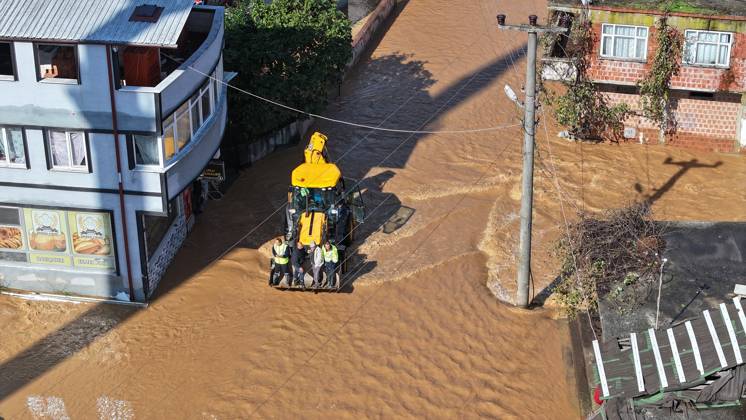 Overflowing stream floods neighborhood in northwestern Turkiye SAKARYA, TURKIYE - OCTOBER 18: An aerial view of flooded houses and streets in the Daricayiri neighborhood of Karasu district in Sakarya, northwestern Turkiye, on October 18, 2026. Heavy rainfall throughout the night causes a stream to overflow, inundating parts of the neighborhood. Ibrahim Yozoglu Anadolu Sakarya Turkey. Editorial use only. Please get in touch for any other usage.  Copyright: x2026xAnadoluxIbrahimxYozoglux