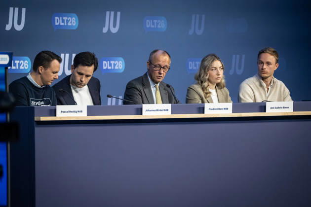 Pascal Reddig, Deputy Federal Chair of the JU; Johannes Winkel, Federal Chair of the JU; Friedrich Merz, Federal Chancellor; Ann Cathrin Simon, Deputy Federal Chair of the JU; Julien Jopp, Deputy Federal Chair of the JU, from left to right on stage following the Federal Chancellor’s speech at the 78th Germany Day 2026 in Bonn. Junge