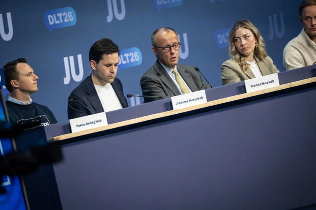 Pascal Reddig, Deputy Federal Chair of the JU; Johannes Winkel, Federal Chair of the JU; Friedrich Merz, Federal Chancellor; Ann Cathrin Simon, Deputy Federal Chair of the JU; Julien Jopp, Deputy Federal Chair of the JU, from left to right on stage following the Federal Chancellor’s speech at the 78th Germany Day 2026 in Bonn. Junge