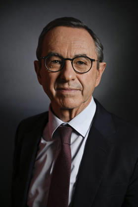 Bruno Retailleau on Franc Jeu - Paris Bruno Retailleau candidate for the 2027 presidential election poses for pictures for Franc Jeu on France 2 channel in Paris, France on October 18, 2026. Photo by Stephane Le Tellec ABACAPRESS.COM Paris France  Copyright: xLexTellecxStephane ABACAx