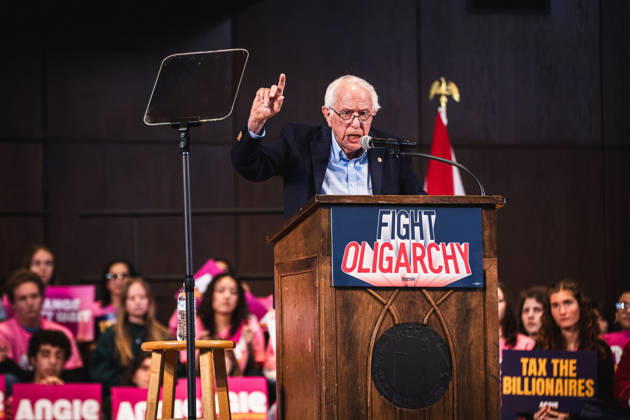 October 18, 2026, Tampa, Florida, USA: Florida State Representative from the 13th district, ANGIE NIXON, who is running against the former Florida attorney general and Governor Ron DeSantis appointee Ashley Moody in the November 3rd special election holds a campaign stop with Senator BERNIE SANDERS as part of the Ã¢â‚¬ËœFight the Oligarchy TourÃ¢ Tampa USA  - ZUMAd256 20261018_znp_d256_004 Copyright: xDavexDeckerx