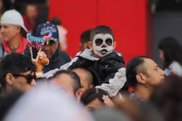 19th annual Zombie Walk Mexico 2026 MEXICO CITY, MEXICO - OCTOBER 18, 2026: Participants in the 19th annual Zombie Walk Mexico 2026, dressed as the living dead, monsters, and horror characters, gather at the Monument to the Revolution in Mexico City. Mexico City Mexico Copyright: x xCarlosxSantiagox xJNAxPressx