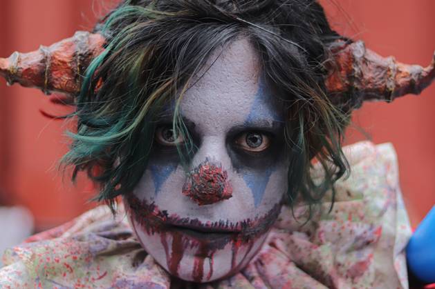 19th annual Zombie Walk Mexico 2026 MEXICO CITY, MEXICO - OCTOBER 18, 2026: Participants in the 19th annual Zombie Walk Mexico 2026, dressed as the living dead, monsters, and horror characters, gather at the Monument to the Revolution in Mexico City. Mexico City Mexico Copyright: x xCarlosxSantiagox xJNAxPressx
