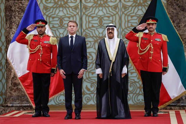 President Macron Visit To Kuwait The Emir of Kuwait Sheikh Mishal Al-Ahmad Al-Jaber Al-Sabah stands with French President Emmanuel Macron, during a welcoming ceremony upon Macron s arrival at Kuwait International Airport in Kuwait City, Kuwait, October 19, 2026. Photo by Benoit Tessier Pool ABACAPRESS.COM Kuwait City Kuwait  Copyright: xTessierxBenoit Pool ABACAx