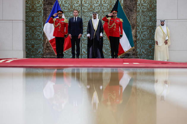 President Macron Visit To Kuwait The Emir of Kuwait Sheikh Mishal Al-Ahmad Al-Jaber Al-Sabah stands with French President Emmanuel Macron, during a welcoming ceremony upon Macron s arrival at Kuwait International Airport in Kuwait City, Kuwait, October 19, 2026. Photo by Benoit Tessier Pool ABACAPRESS.COM Kuwait City Kuwait  Copyright: xTessierxBenoit Pool ABACAx
