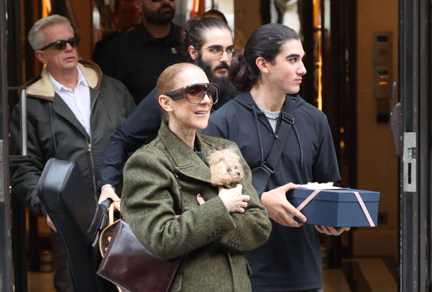 Céline Dion leaves the Royal Monceau hotel with her sons Nelson and Eddy and her dog the day after her final concert in Paris on October 19, 2026. Cyril Moreau, Bestimage. Céline Dion leaves the Royal Monceau hotel with her sons Nelson and Eddy and her dog, the day after her final concert in Paris on October 19, 2026, Paris, France  Copyright: xCYRILxMOREAUx xBESTIMAGExCYRILxMOREAUx xBESTIMAGEx