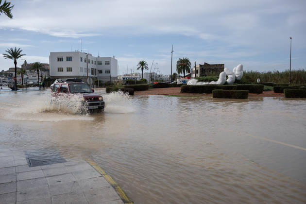 The UME is deployed in Ibiza and Mallorca to assist with incidents caused by Storm Adam. UME personnel deployed on the streets of Ibiza to mitigate the effects of Storm Adam, on October 19, 2026, in Eivissa, Balearic Islands, Spain. The Military Emergency Unit (UME) has mobilized units from its third battalion at the Valencia base to set sail for Eivissa and Mallorca. The military unit confirmed this on its social media account on platform X, with a message stating that their mission will be to collaborate with emergency services in response to incidents resulting from Storm Adam. OCTOBER 19, 2026 Germá, Spain  Copyright: xGermanxLamax 7854888