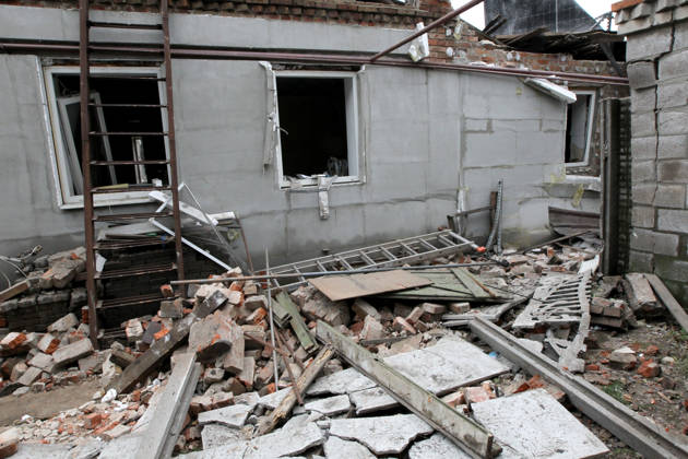 Russian troops hit Dnipro with guided bombs The premises of a house are reduced to rubble by a Russian bombardment in Dnipro, Ukraine, on October 19, 2026. On Monday morning, Russian forces launched guided aerial bombs at the eastern city, damaging private homes and infrastructure. An 84-year-old woman was hospitalised in moderate condition. Dnipro Ukraine  Copyright: xMykolaxMiakshykovx originalFilename: ukrinform-russiant261019_np3C4