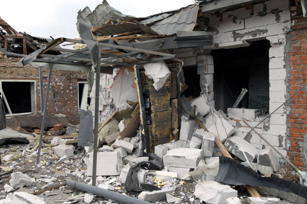 Russian troops hit Dnipro with guided bombs The premises of a house are reduced to rubble by a Russian bombardment in Dnipro, Ukraine, on October 19, 2026. On Monday morning, Russian forces launched guided aerial bombs at the eastern city, damaging private homes and infrastructure. An 84-year-old woman was hospitalised in moderate condition. Dnipro Ukraine  Copyright: xMykolaxMiakshykovx originalFilename: ukrinform-russiant261019_np5D9