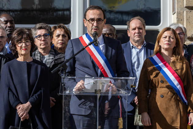 Mayor Thomas Cazenave Delivers A Speech During A Republican Rally - Bordeaux Bordeaux Mayor Thomas Cazenave delivers a speech during a republican rally in the courtyard of Bordeaux City Hall, following the violence and vandalism that occurred in the city on Saturday, October 17. The gathering was organized in response to a call by the Association of French Mayors (AMF) to reaffirm support for republican values and democratic institutions, in Bordeaux, France, on October 19, 2026. Photo by Margot Le Gonidec ABACAPRESS.COM Bordeaux France  Copyright: xLexGonidecxMargot ABACAx