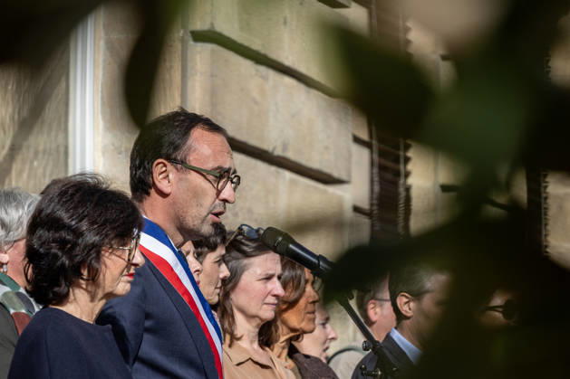 Mayor Thomas Cazenave Delivers A Speech During A Republican Rally - Bordeaux Bordeaux Mayor Thomas Cazenave delivers a speech during a republican rally in the courtyard of Bordeaux City Hall, following the violence and vandalism that occurred in the city on Saturday, October 17. The gathering was organized in response to a call by the Association of French Mayors (AMF) to reaffirm support for republican values and democratic institutions, in Bordeaux, France, on October 19, 2026. Photo by Margot Le Gonidec ABACAPRESS.COM Bordeaux France  Copyright: xLexGonidecxMargot ABACAx