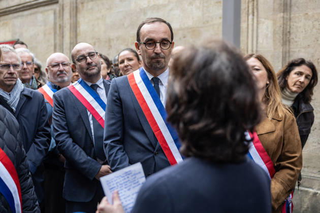 Mayor Thomas Cazenave Delivers A Speech During A Republican Rally - Bordeaux Bordeaux Mayor Thomas Cazenave, Prefect Sophie Brocas and participants walk through the streets following a republican rally in the courtyard of Bordeaux City Hall. The group accompanies the prefect after the prefectural residence was severely damaged during the violence that struck the city on Saturday, October 17. The gathering was organized in response to a call by the Association of French Mayors (AMF) to reaffirm support for republican values and democratic institutions, in Bordeaux, France, on October 19, 2026. Photo by Margot Le Gonidec ABACAPRESS.COM Bordeaux France  Copyright: xLexGonidecxMargot ABACAx