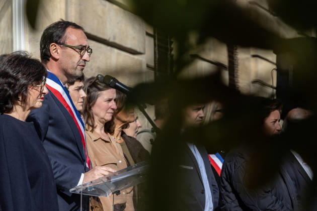 Mayor Thomas Cazenave Delivers A Speech During A Republican Rally - Bordeaux Bordeaux Mayor Thomas Cazenave delivers a speech during a republican rally in the courtyard of Bordeaux City Hall, following the violence and vandalism that occurred in the city on Saturday, October 17. The gathering was organized in response to a call by the Association of French Mayors (AMF) to reaffirm support for republican values and democratic institutions, in Bordeaux, France, on October 19, 2026. Photo by Margot Le Gonidec ABACAPRESS.COM Bordeaux France  Copyright: xLexGonidecxMargot ABACAx