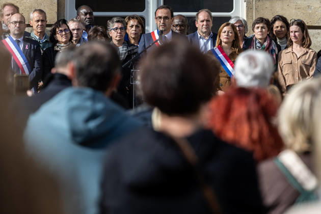 Mayor Thomas Cazenave Delivers A Speech During A Republican Rally - Bordeaux Bordeaux Mayor Thomas Cazenave delivers a speech during a republican rally in the courtyard of Bordeaux City Hall, following the violence and vandalism that occurred in the city on Saturday, October 17. The gathering was organized in response to a call by the Association of French Mayors (AMF) to reaffirm support for republican values and democratic institutions, in Bordeaux, France, on October 19, 2026. Photo by Margot Le Gonidec ABACAPRESS.COM Bordeaux France  Copyright: xLexGonidecxMargot ABACAx