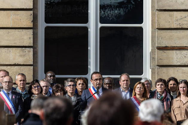 Mayor Thomas Cazenave Delivers A Speech During A Republican Rally - Bordeaux Bordeaux Mayor Thomas Cazenave delivers a speech during a republican rally in the courtyard of Bordeaux City Hall, following the violence and vandalism that occurred in the city on Saturday, October 17. The gathering was organized in response to a call by the Association of French Mayors (AMF) to reaffirm support for republican values and democratic institutions, in Bordeaux, France, on October 19, 2026. Photo by Margot Le Gonidec ABACAPRESS.COM Bordeaux France  Copyright: xLexGonidecxMargot ABACAx