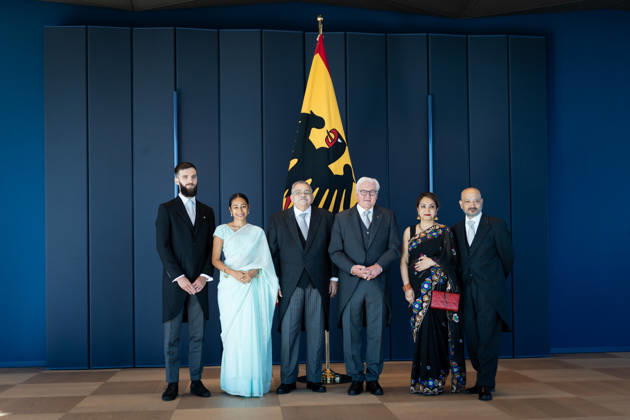 Federal President Frank-Walter Steinmeier, Accreditation of Ambassadors in Berlin, Official Residence at Spreebogen, Federal President Frank-Walter Steinmeier, Accreditation of Ambassadors, Bundeswehr, Ambassador Joseph Lucien Finette of Mauritius with his family, Berlin, Germany