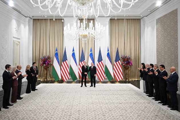 US Secretary of State Marco Rubio in Uzbekistan SAMARKAND, UZBEKISTAN - OCTOBER 19 : (----EDITORIAL USE ONLY - MANDATORY CREDIT - UZBEKISTAN PRESIDENCY HANDOUT - NO MARKETING NO ADVERTISING CAMPAIGNS - DISTRIBUTED AS A SERVICE TO CLIENTS----) Uzbek President Shavkat Mirziyoyev (R) presents the Order of Friendship ( Dostlik ) to US Special Representative for South and Central Asia Sergio Gor (L) who arrived to attend the C5+1 Central Asia-US Foreign Ministers Meeting and the second meeting of the Uzbekistan-US Business and Investment Council in Samarkand, Uzbekistan on October 19, 2026. Uzbekistan Presidency Anadolu Samarkand Uzbekistan. Editorial use only. Please get in touch for any other usage.  Copyright: x2026xAnadoluxUzbekistanxPresidencyx