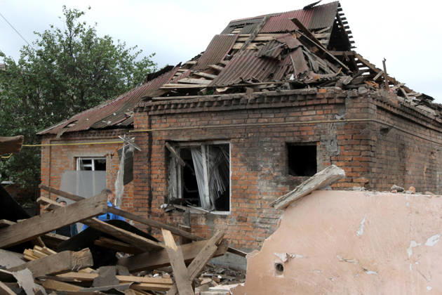The premises of a house are reduced to rubble by a Russian bombardment in Dnipro, Ukraine, October 19, 2026. On Monday morning, Russian forces launched guided aerial bombs at the eastern city, damaging private homes and infrastructure. An 84-year-old woman was hospitalised in moderate condition. (Photo by Mykola Miakshykov Ukrinform) Russian troops hit Dnipro with guided bombs  Copyright: xMykolaxMiakshykovx
