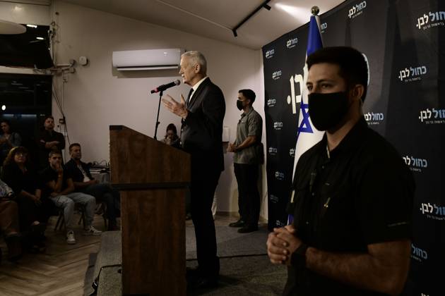 October 19, 2026, Ramat-Gan, Israel: Benny Gantz, chairman of Israel s Blue and White party, holds a press conference in Ramat Gan, Israel, October 19, 2026, during which he announces his withdrawal from the upcoming elections. Ramat-Gan Israel - ZUMAq101 20261019_zna_q101_031 Copyright: xTomerxNeubergx