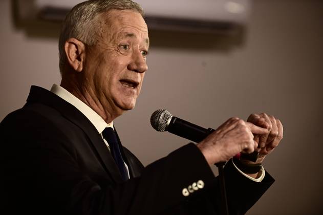October 19, 2026, Ramat-Gan, Israel: Benny Gantz, chairman of Israel s Blue and White party, holds a press conference in Ramat Gan, Israel, October 19, 2026, during which he announces his withdrawal from the upcoming elections. Ramat-Gan Israel - ZUMAq101 20261019_zna_q101_037 Copyright: xTomerxNeubergx