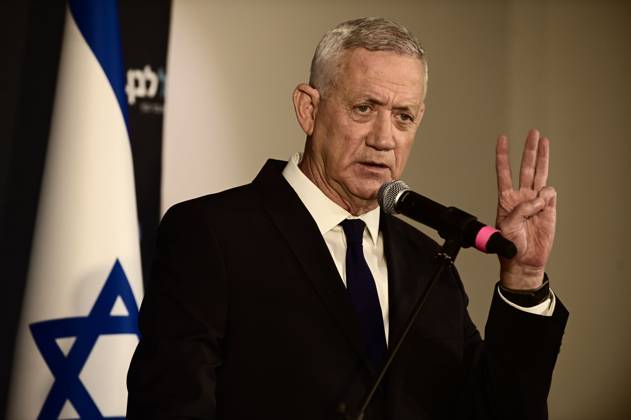October 19, 2026, Ramat-Gan, Israel: Benny Gantz, chairman of Israel s Blue and White party, holds a press conference in Ramat Gan, Israel, October 19, 2026, during which he announces his withdrawal from the upcoming elections. Ramat-Gan Israel - ZUMAq101 20261019_zna_q101_075 Copyright: xTomerxNeubergx