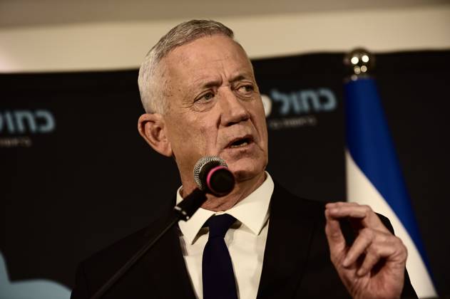 October 19, 2026, Ramat-Gan, Israel: Benny Gantz, chairman of Israel s Blue and White party, holds a press conference in Ramat Gan, Israel, October 19, 2026, during which he announces his withdrawal from the upcoming elections. Ramat-Gan Israel - ZUMAq101 20261019_zna_q101_080 Copyright: xTomerxNeubergx