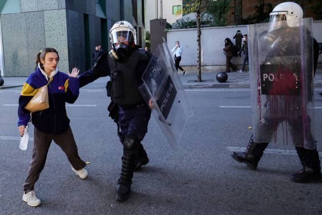 October 19, 2026, Tirana, AL: TIRANA, ALBANIA, OCTOBER 19, 2026: Demonstrators take part in student-led anti-government protests in Tirana as the mobilisation enters its seventh consecutive day. Protesters demand improved university conditions, government accountability and the resignation of Prime Minister Edi Rama. Tirana AL  - ZUMAq101 20261019_zna_q101_105 Copyright: xVlasovxSulajx
