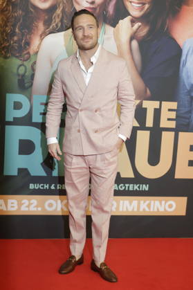 Theatrical Release: October 19, 2026 Frederick Lau at the world premiere of *THE PERFECT VACATION* at the Mathäser Filmpalast in Munich, October 19, 2026 Munich Mathäser Filmpalast Baern D Copyright: xAgenturxMatthiasxWehnertx xReinhardxZichyx