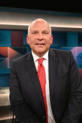 Politician Roman Poseck (CDU), Hesse’s Minister of the Interior, appeared as a guest on the ARD talk show *Hart aber Fair* to discuss teachers, police officers, and the civil service. Why do we still need civil servants?