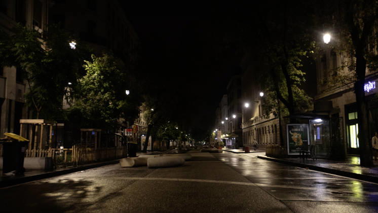 France extends night curfews beyond Paris following weekend violence LYON, FRANCE - OCTOBER 19: A view of a street during a curfew imposed following violence and looting during nationwide weekend demonstrations against the rising cost of living and fuel prices in Lyon, France, on October 19, 2026. French authorities are expanding overnight curfews beyond Paris to Nice, Lyon and parts of the Gironde department following weekend protests marked by violence and looting, French broadcaster BFMTV reported Monday. Laurent Vlad Anadolu Lyon France. Editorial use only. Please get in touch for any other usage.  Copyright: x2026xAnadoluxLaurentxVladx