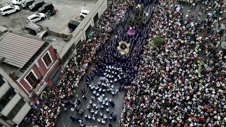 Thousands of devotees join Lord of Miracles procession in Lima LIMA, PERU - OCTOBER 19: An aerial view of the area as thousands of devotees accompany the third procession of the Lord of Miracles through the streets of downtown Lima, Peru, on October 19, 2026. Held every October, the processions draw thousands of faithful and are considered among the largest religious gatherings in Latin America. The procession includes a tribute in front of the Palace of Justice and passes through the streets of Lima’s Historic Center. Klebher Vasquez Anadolu Lima Peru. Editorial use only. Please get in touch for any other usage.  Copyright: x2026xAnadoluxKlebherxVasquezx