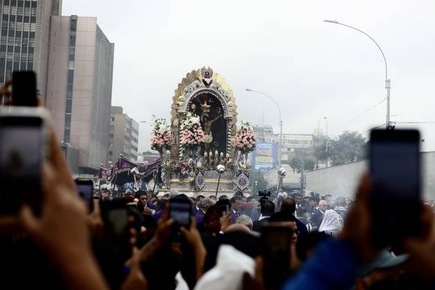 Thousands of devotees join Lord of Miracles procession in Lima LIMA, PERU - OCTOBER 19: Thousands of devotees accompany the third procession of the Lord of Miracles through the streets of downtown Lima, Peru, on October 19, 2026. Held every October, the processions draw thousands of faithful and are considered among the largest religious gatherings in Latin America. The procession includes a tribute in front of the Palace of Justice and passes through the streets of Lima’s Historic Center. Klebher Vasquez Anadolu Lima Peru. Editorial use only. Please get in touch for any other usage.  Copyright: x2026xAnadoluxKlebherxVasquezx