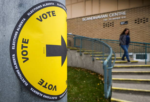 October 19, 2026, Calgary, Ab, CANADA: A voter leaves a polling station after casting their vote in the Alberta referendum in Calgary, Monday, Oct. 19, 2026. Calgary CANADA  - ZUMAc35_ 20261019_zaf_c35_149 Copyright: xJeffxMcintoshx