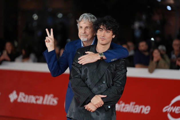 Peter Farrelly Anthony Ippolito At 21st Rome Film Fest Premiere - Rome Director Peter Farrelly and actor Anthony Ippolito pose on the red carpet during the premiere of the film I Play Rocky at the 21st Rome Film Fest in Rome, Italy on October 19, 2026. Photo by Andrea Bracaglia ABACAPRESS.COM Rome Italy Italy  Copyright: xBracagliaxAndrea ABACAx