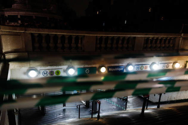 Following several days of unrest and looting, a curfew has been imposed from 11.00 pm at Place de la RÃ publique in Paris until 6.00 am. - 19 10 2026 - France Paris Paris -  JanxSchmidt-Whitley LexPictorium LePictorium_0344441