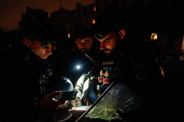 Following several days of unrest and looting, a curfew has been imposed from 11.00 pm at Place de la RÃ publique in Paris until 6.00 am. - 19 10 2026 - France Paris Paris -  JanxSchmidt-Whitley LexPictorium LePictorium_0344443