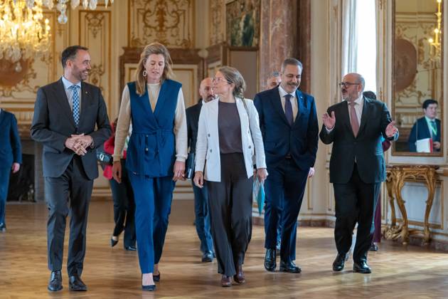 Vice-prime minister and Minister of Foreign Affairs Maxime Prevot; Minister of Justice Annelies Verlinden; Minister of Asylum and Migration, Social Integration and Major Cities Anneleen Van Bossuyt; Turkey s Foreign Minister Hakan Fidan and Minister of Interior Bernard Quintin are pictured at a meeting of several Federal Minister s with a Turkish delegation, Tuesday 20 October 2026, in Brussels.  JONASxROOSENS 190376473