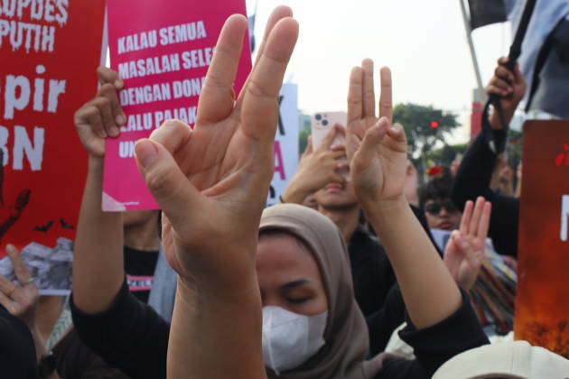 October 20, 2026, Jakarta, Central Jakarta, jakarta: Students and civil society groups stage a protest at Tugu Tani, Central Jakarta, voicing concerns over government policies, environmental issues, and social inequality. Jakarta jakarta - ZUMAp146 20261020_zap_p146_031 Copyright: xDennyxPohanx