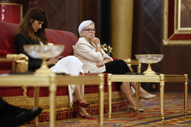 President Macron Visits Bahrain French Defence and Veterans Minister Catherine Vautrin and Alice Rufo, French Junior Minister attached to the Minister of the Armed Forces and Veterans Affairs, at Al-Sakhir Palace near Zallaq during French President Emmanuel Macron s visit to Bahrain, October 20, 2026. Photo by Benoit Tessier Pool ABACAPRESS.COM Zallaq Bahrain  Copyright: xTessierxBenoit Pool ABACAx