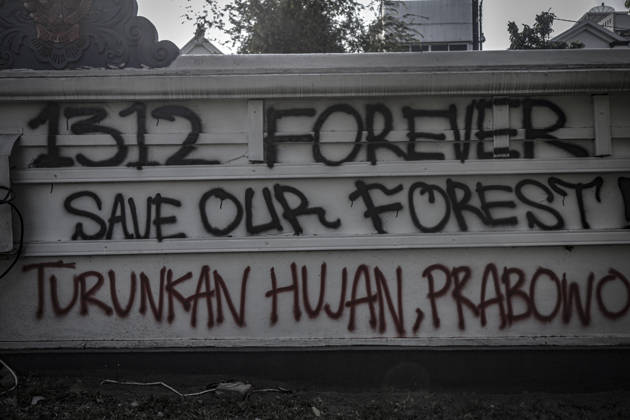 October 20, 2026, Yogyakarta, Special Region Of Yogyakarta, Indonesia: Special Region of Yogyakarta, October 20, 2026. A crowd comprising members of a community and student alliance staged a protest in front of the Special Region of Yogyakarta Regional People™s Representative Council (DPRD) building. During the protest, the demonstrators made several demands, including that forest and land fires and floods be declared national disasters; that strict action be taken against the corporations involved; and that the cost of education and healthcare be reduced and access to these services be made more equitable. Yogyakarta Indonesia - ZUMAf198 20261020_zip_f198_010 Copyright: xMuhammadxFebriansyahx