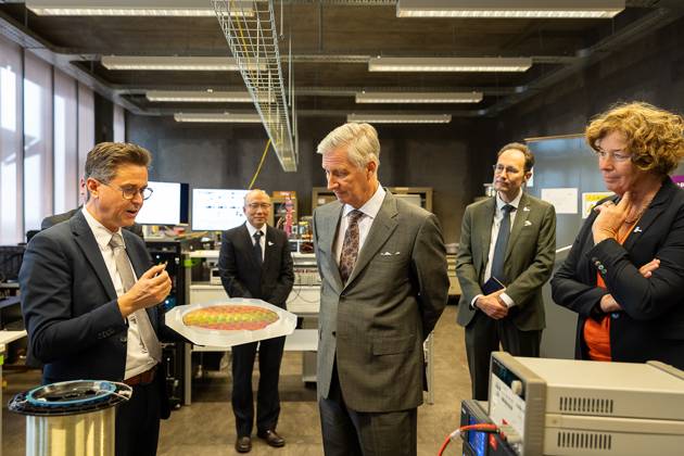 King Philippe - Filip of Belgium pictured during a visit to IGent, a research building at the UGent University where scientists and companies collaborate to develop innovative technologies, on Tuesday 20 October 2026, in Gent.  JAMESxARTHURxGEKIERE 190398559