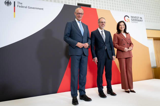 Invest in Germany Summit, Berlin, ESMT Invest in Germany Summit, Berlin, ESMT, David A. Zapolsky, Senior Vice President, Amazon Friedrich Merz, Federal Chancellor Katherina Reiche, Federal Minister of Economics Berlin Berlin GER