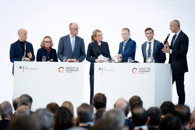 Invest in Germany Summit, Berlin, ESMT Invest in Germany Summit, Berlin, ESMT, Friedrich Merz, the German Chancellor, and investors Berlin Berlin GER