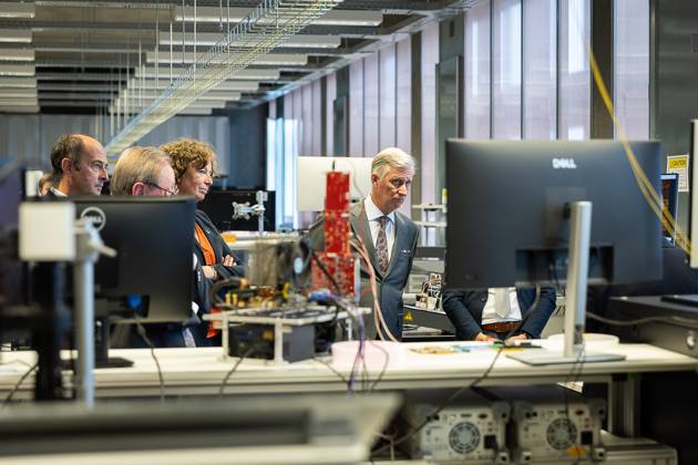 King Philippe - Filip of Belgium pictured during a visit to IGent, a research building at the UGent University where scientists and companies collaborate to develop innovative technologies, on Tuesday 20 October 2026, in Gent.  JAMESxARTHURxGEKIERE 190398488